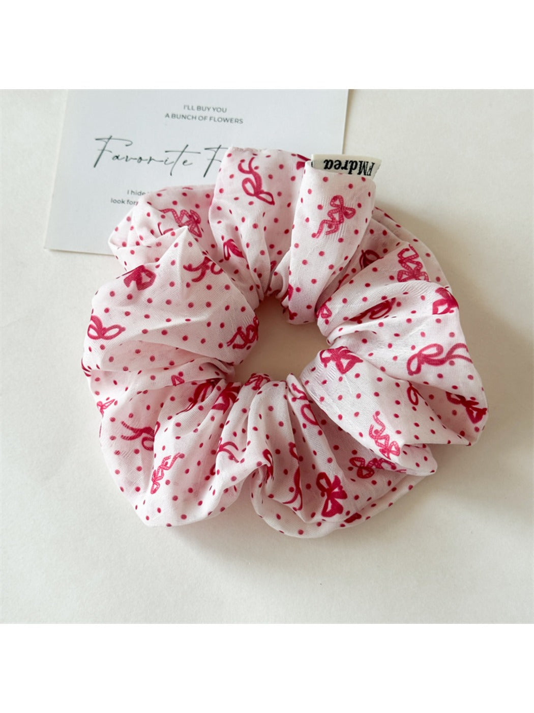 Gifty - Red Bow Hair Scrunchie
