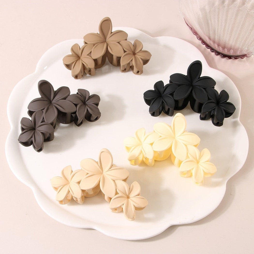 Beau - Petal Design Matte Back Hair Styling Claw Clip