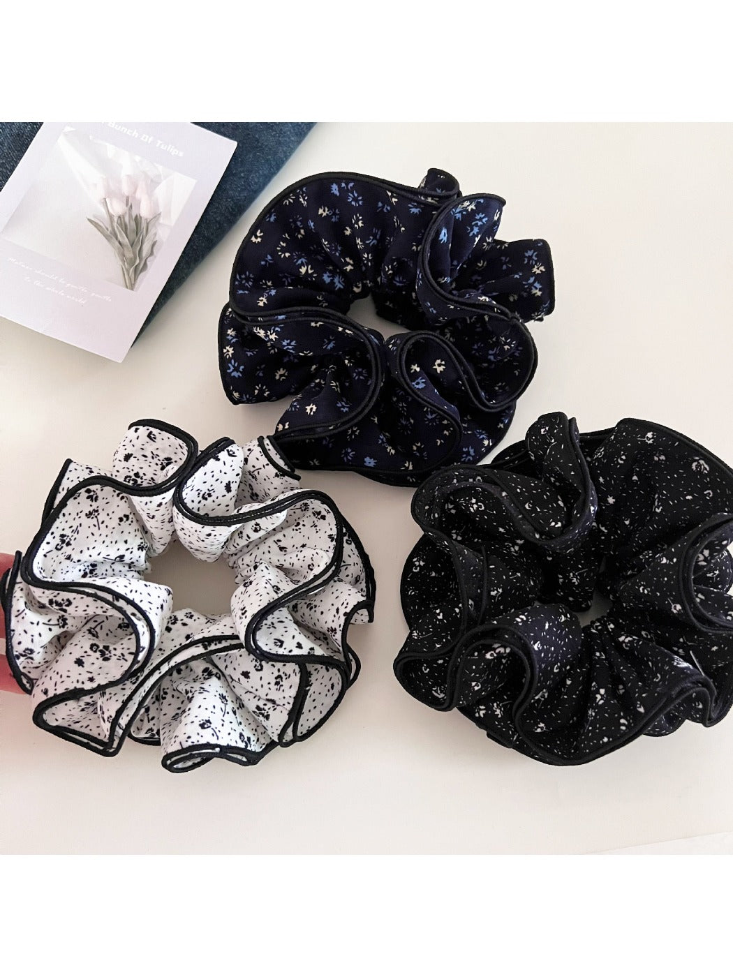 Gifty - Ruffled Edge Spiral-Shaped Hair Tie