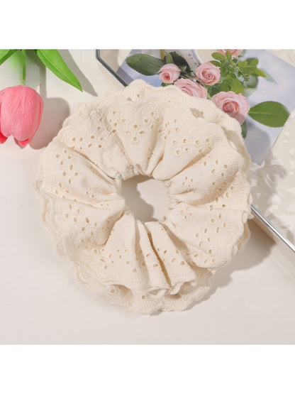 Gifty - Cream Colored Lace Hair Loop