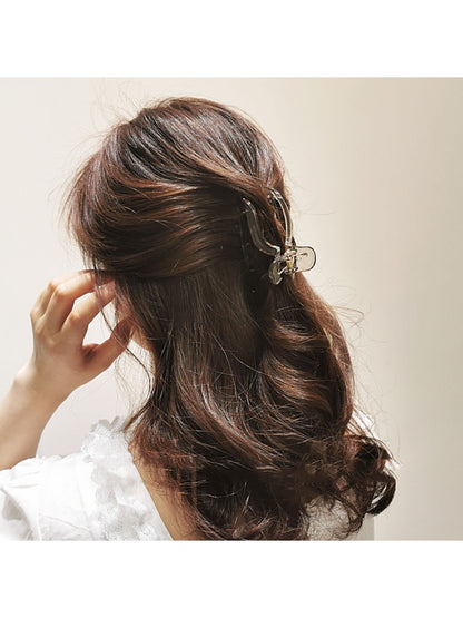 Beau - Transparent Fish Tail Claw Clip