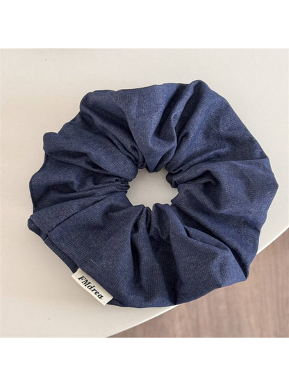 Gifty - Versatile Soft Sweet Scrunchie