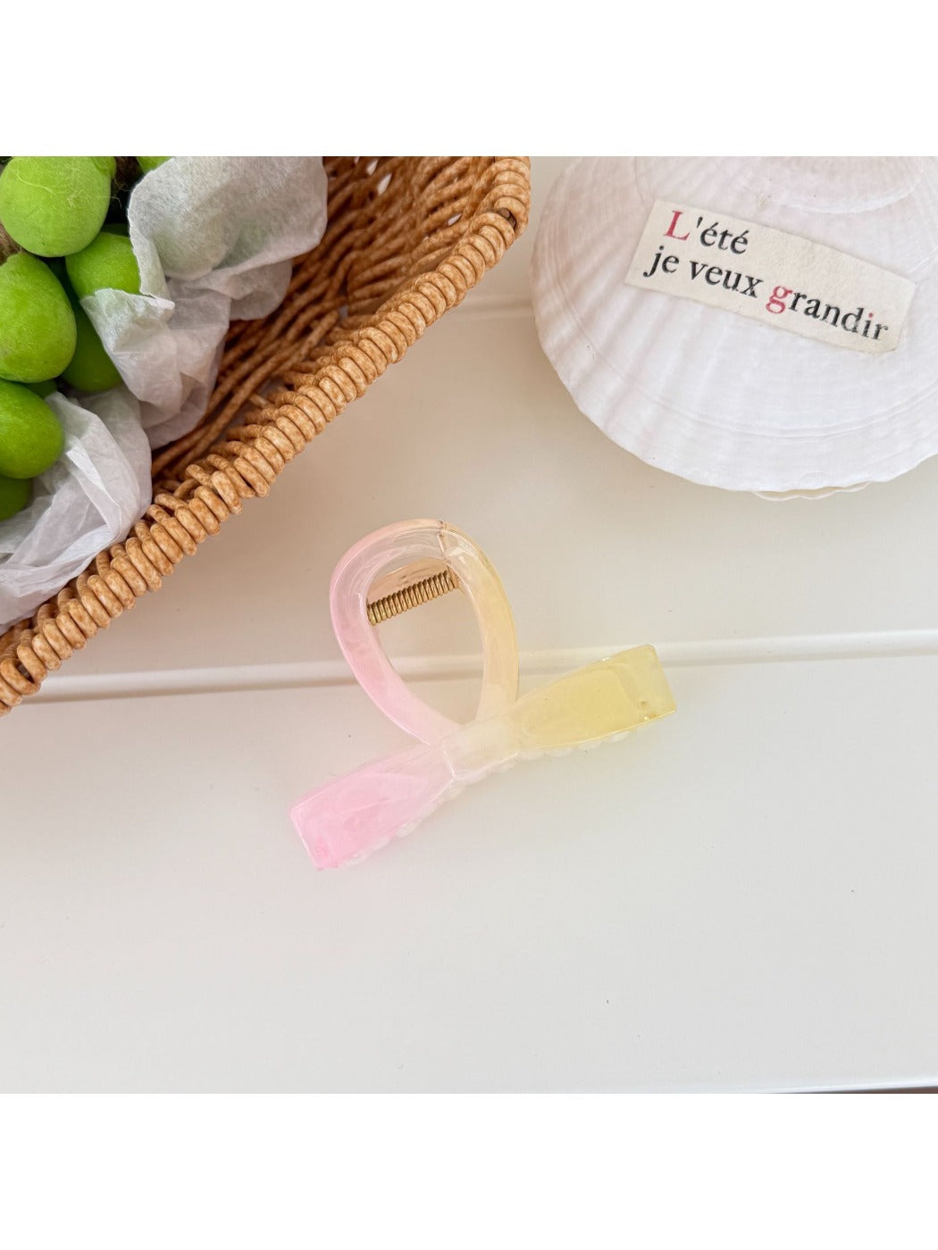 Beau - Sweet Bow Design Gradient Claw Clip