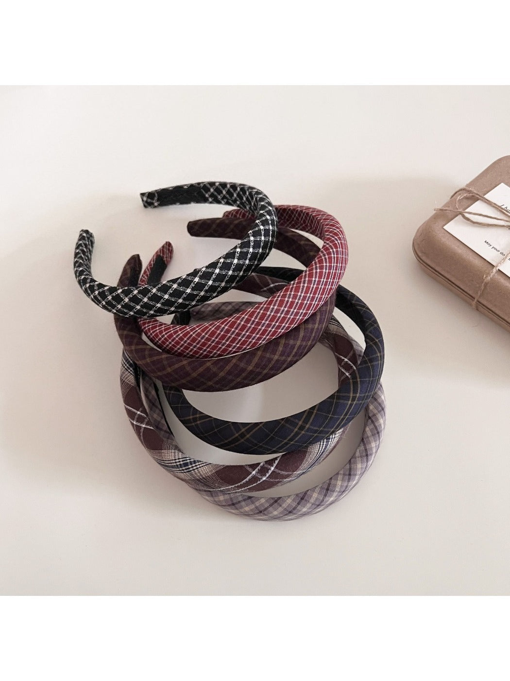 Gifty - Retro Elegant Plaid Hair Hoop