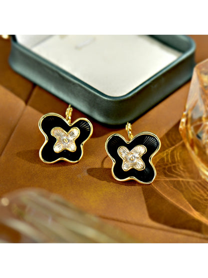 Earedge - Versatile Four-Leaf Earrings