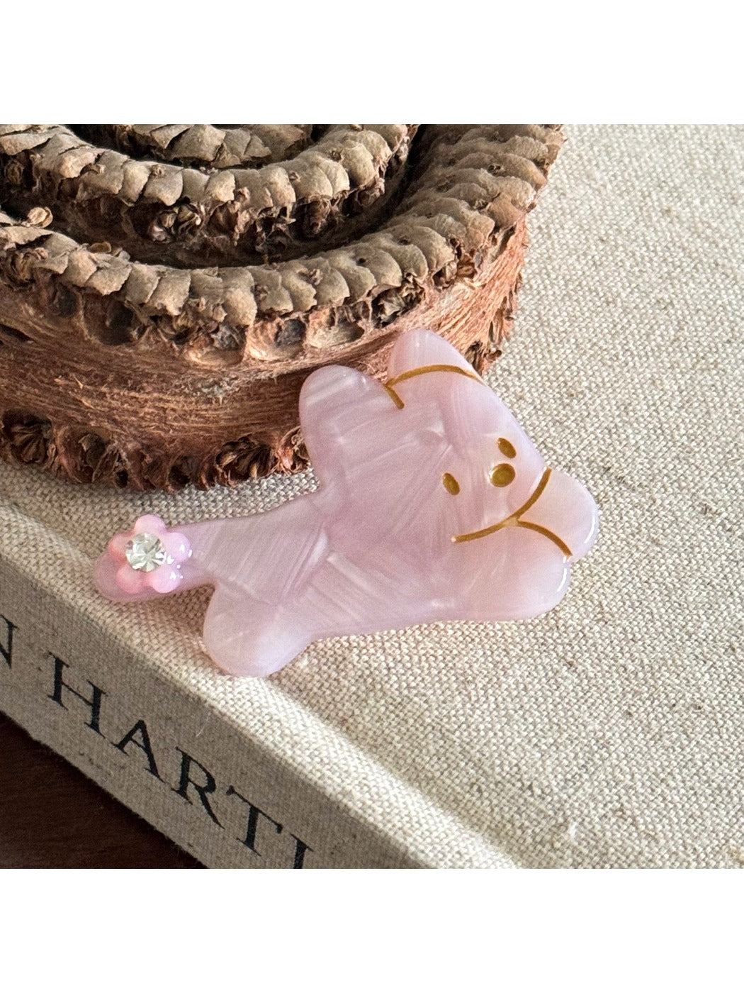 Beau - Cute Dog-shaped Hairpin Made of Acetate
