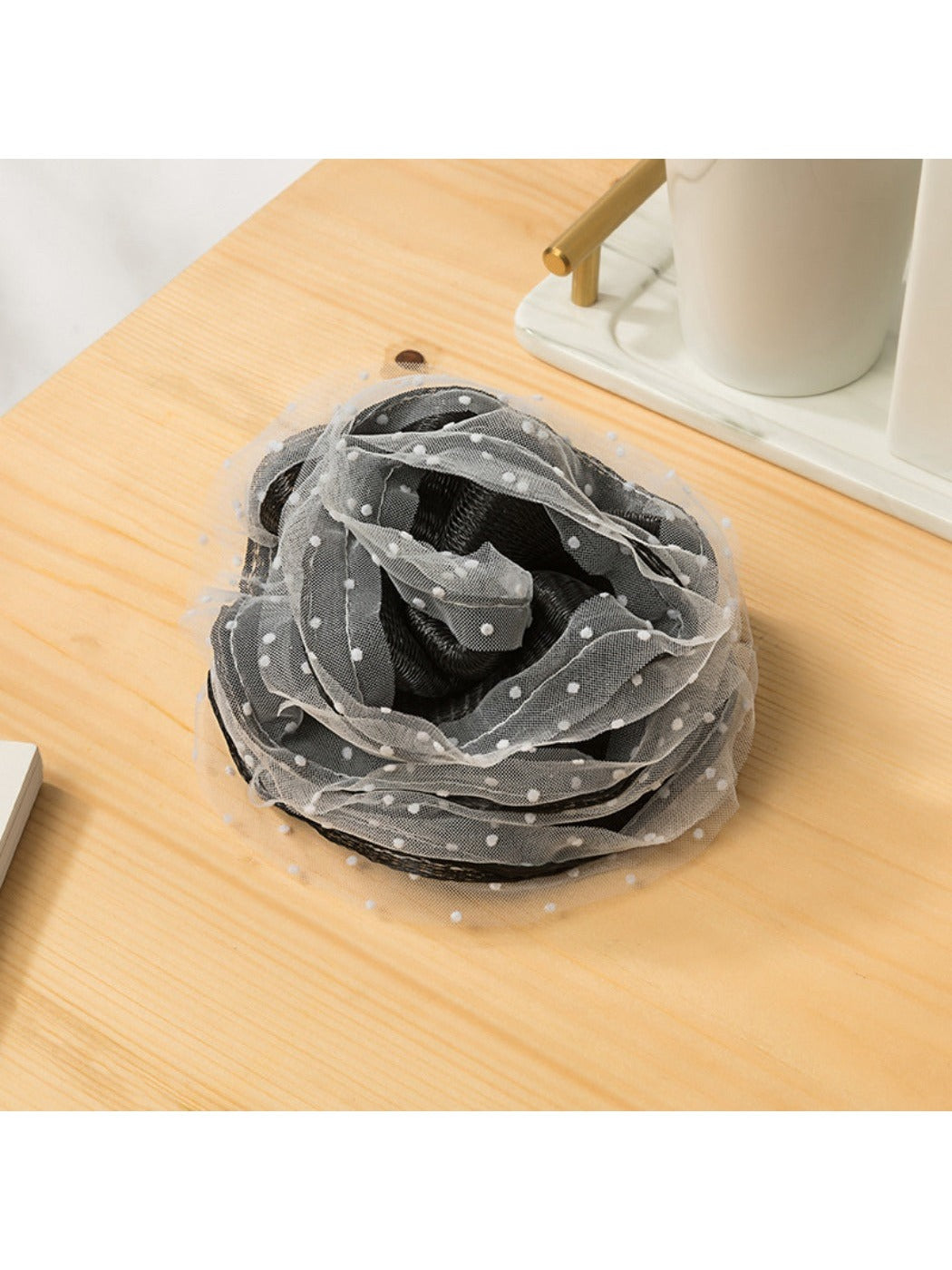 Papo - Monochrome Dotted Bath Pouf
