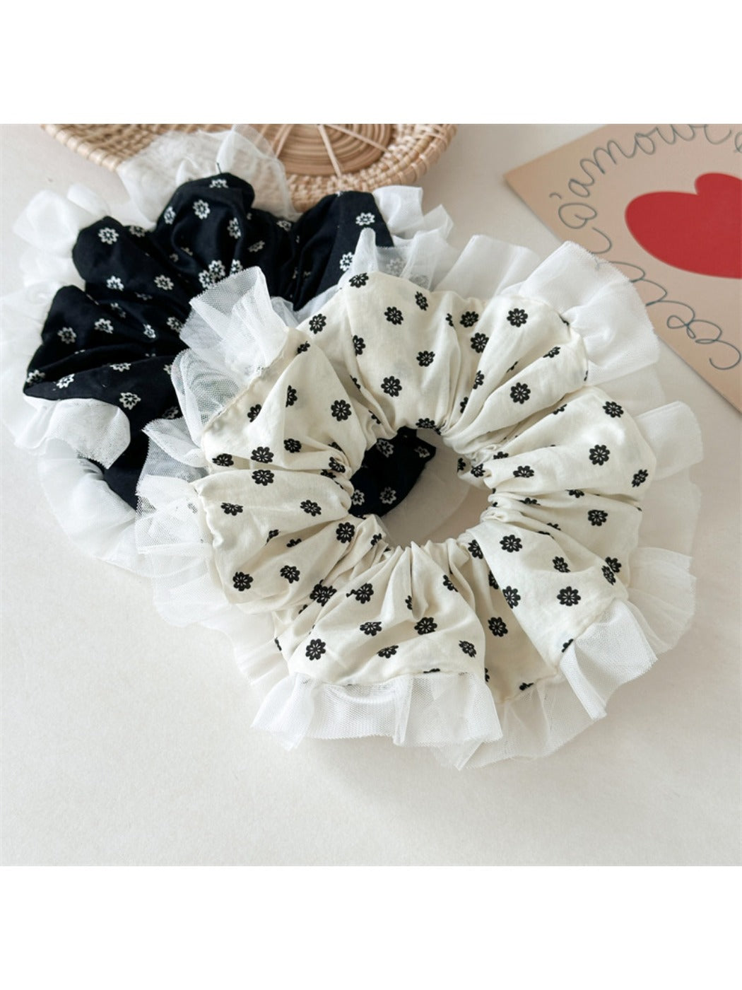 Gifty - Floral Lace Bow Hair Ties