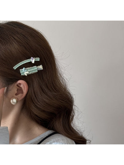 Side view of Beau chic flat hair clip highlighting thin profile