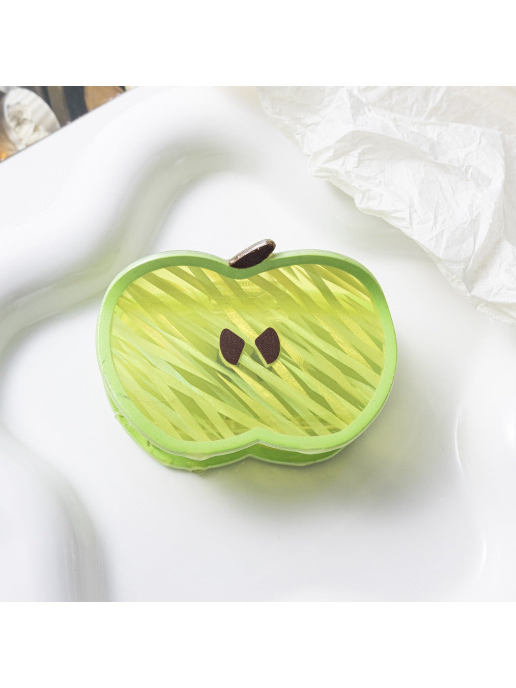 Beau - Cute Apple Hair Claw Clip
