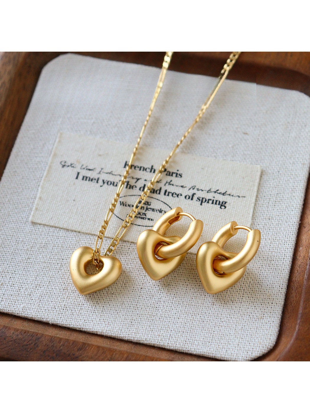 Earedge - Geometric Heart Design Fashion Earrings