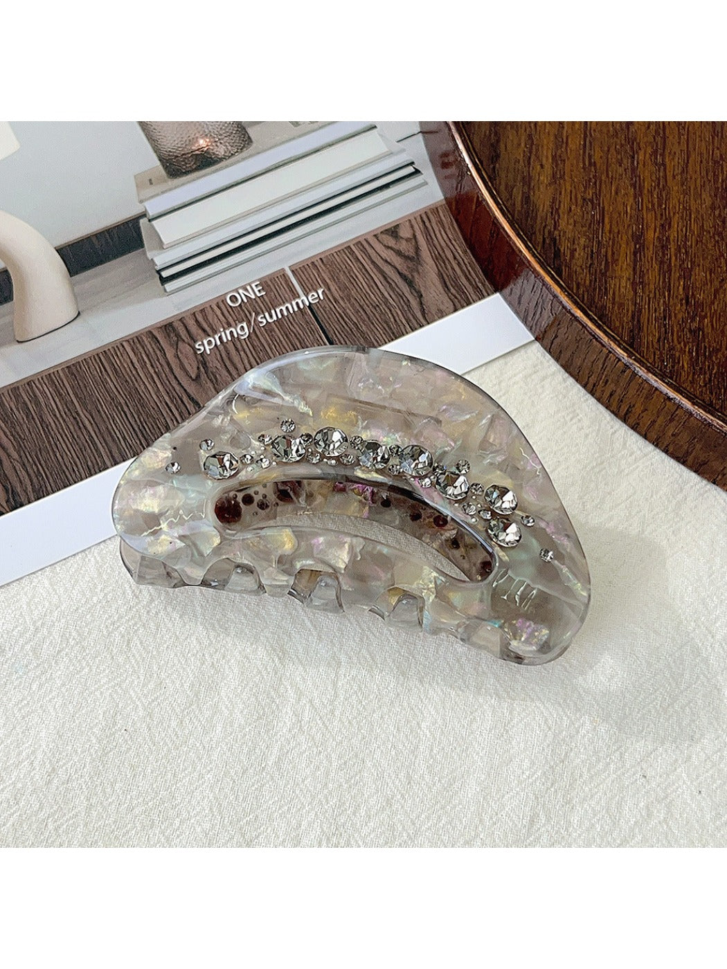 Beau - Pretty Shiny Acetate Hair Clip