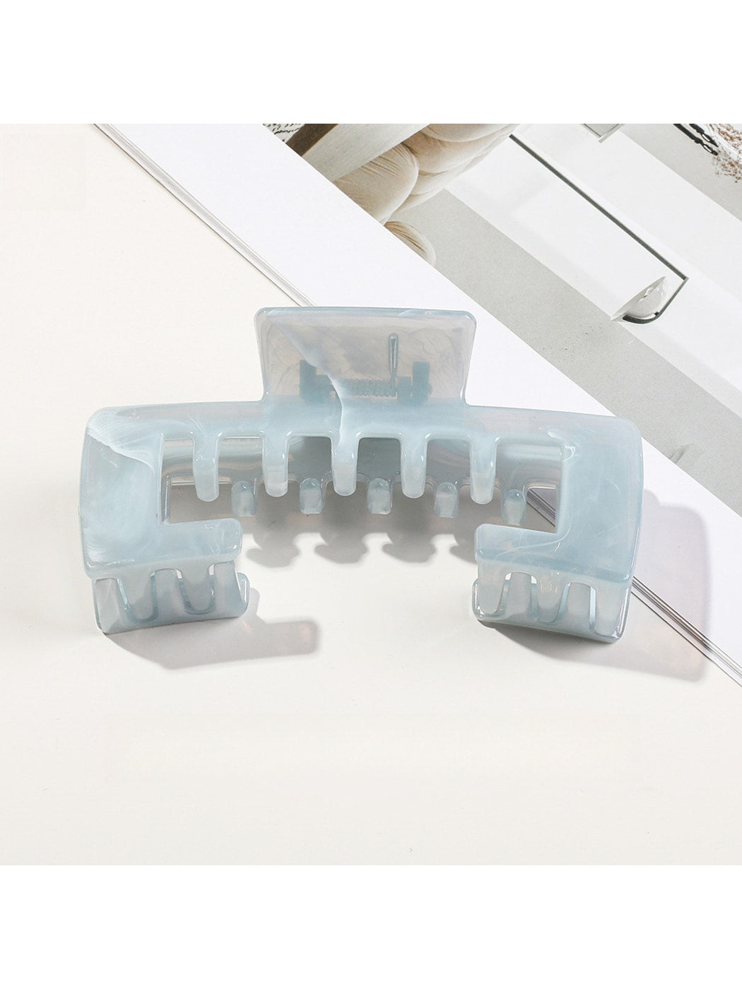 Beau - Simple Style PS Geometric Hair Claw Clip