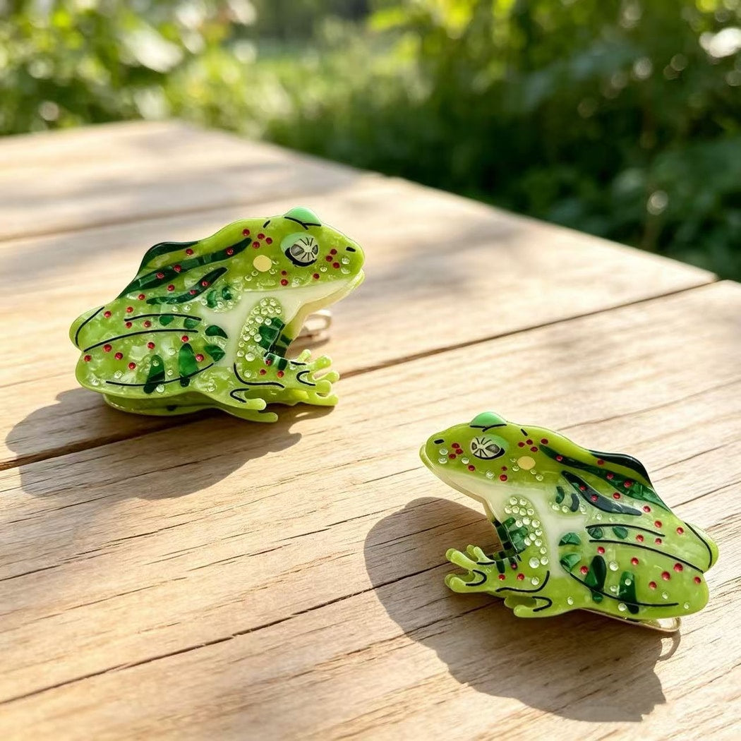 Beau - Playful Frog Shaped Acetate Claw Clip