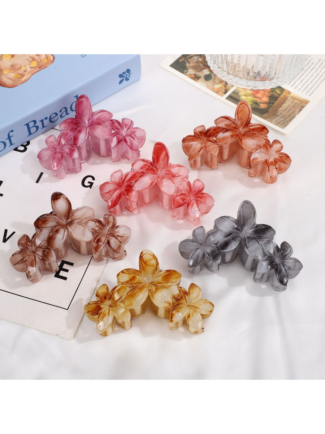 Beau - Plastic and Alloy Floral Hair Styling Claw Clip