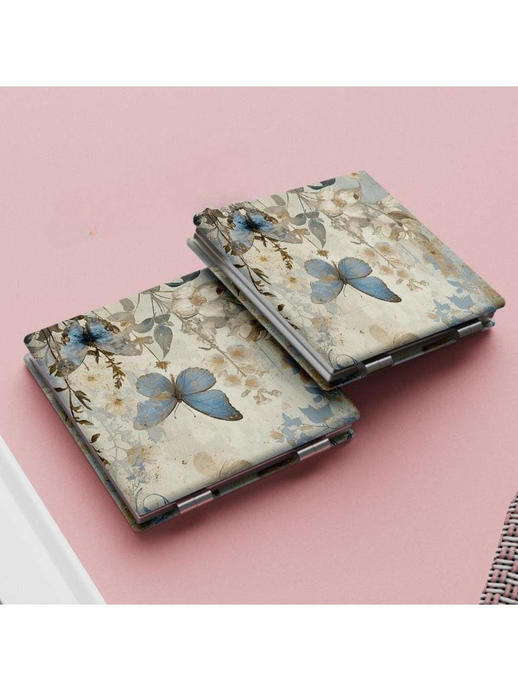 Mirroray - Elegant Butterfly Pattern Vanity Mirror