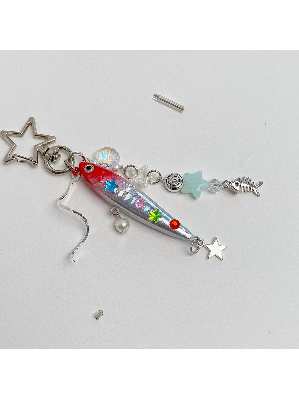 Keypus - Segmented Beaded Look Fish Bag Charm Keychain