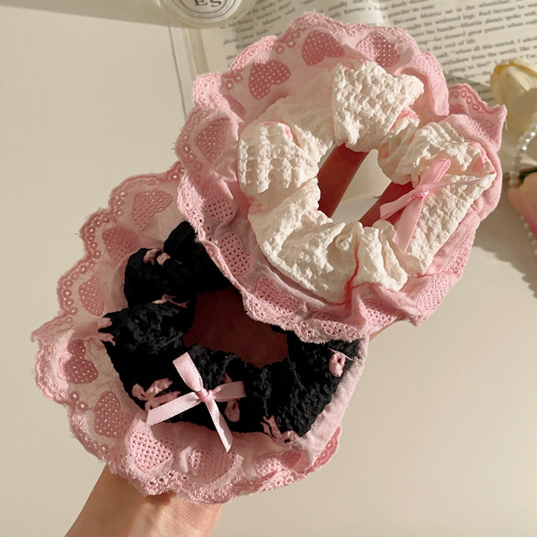 GIFTY - Lace Floral Bow Scrunchie