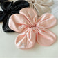Gifty - Elegant Flower Hair Tie