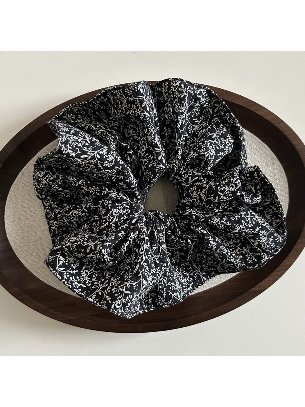 Gifty - Vintage Floral Simple Polyester Scrunchie