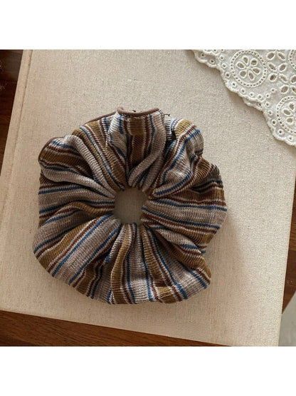 Gifty - Elegant Lazy Style Striped Scrunchie