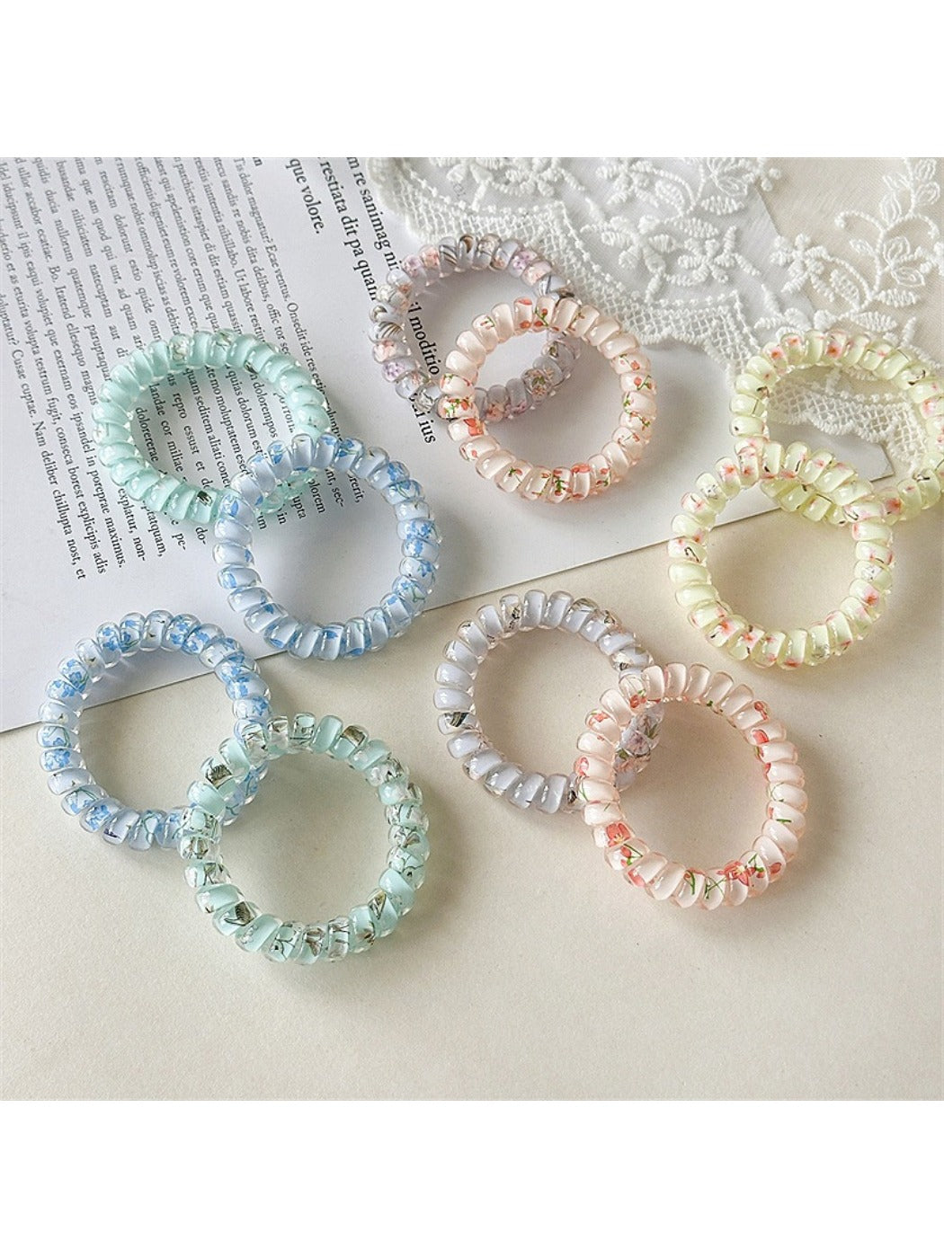 Gifty - Floral Print Telephone Hair Ring