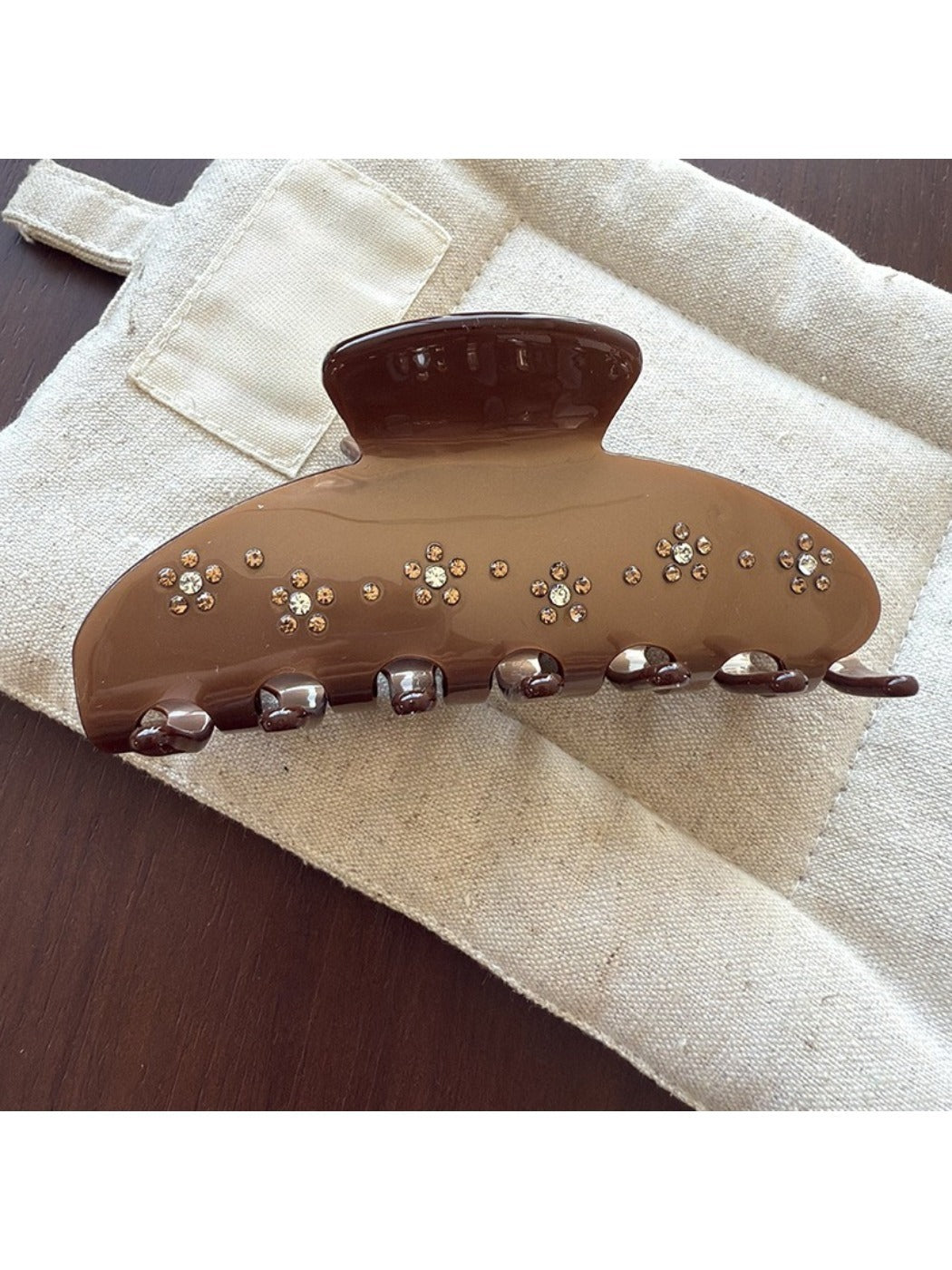 Beau - Adorable Half Round Hair Claw Clip
