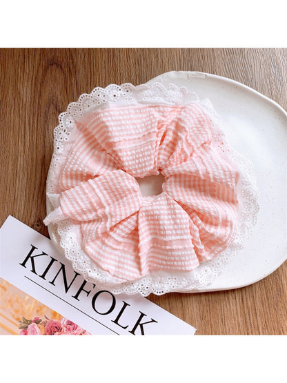Gifty - Country Style Lace Scrunchie