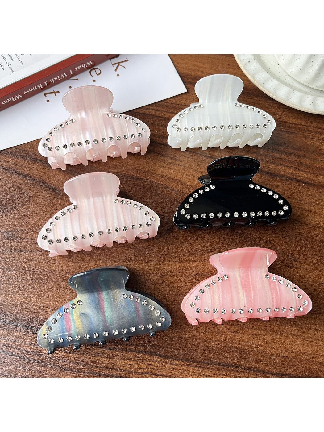 Beau - Glossy Geometric Acetate Fiber Hair Claw Clip