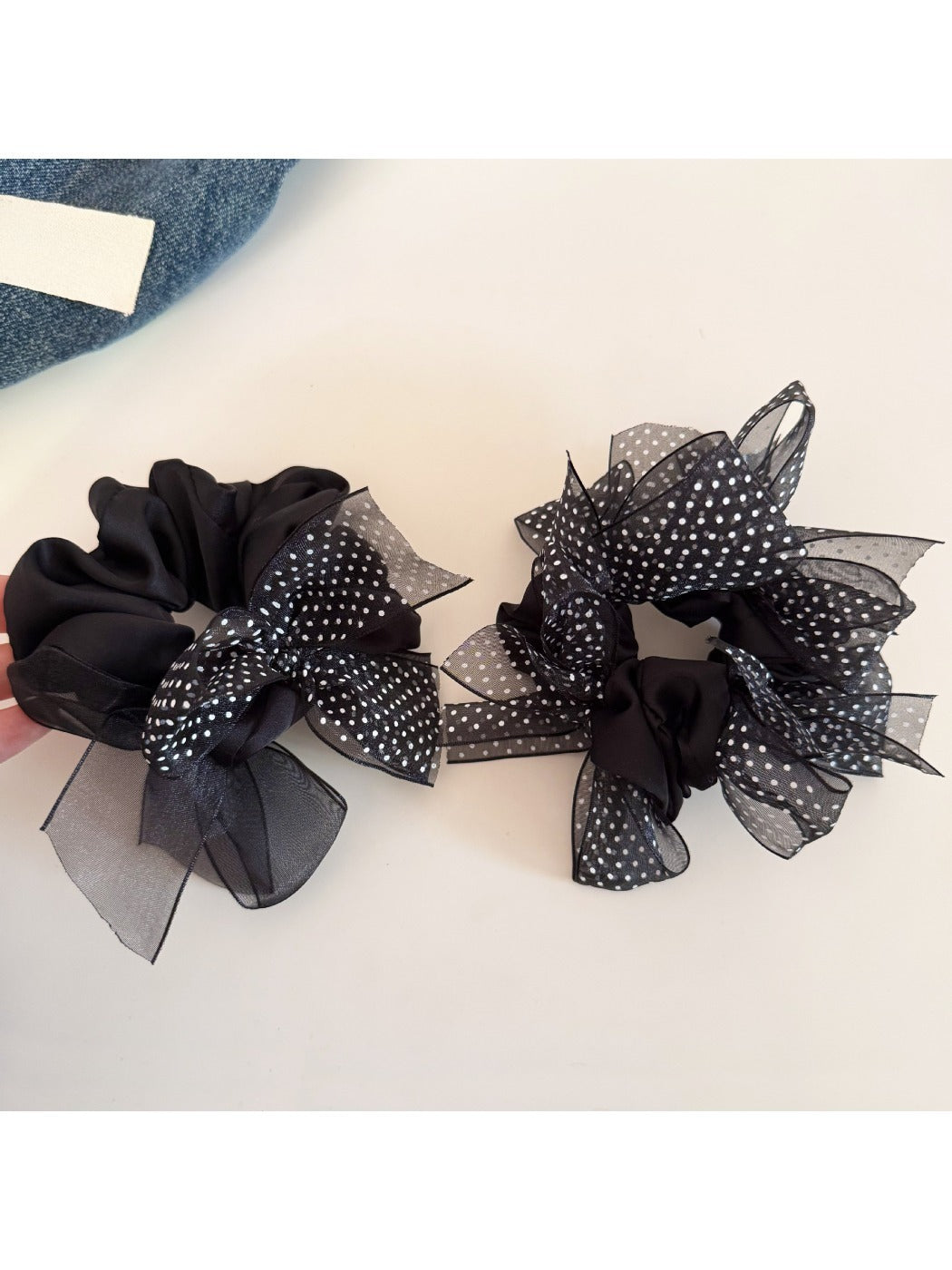 Gifty - Black Mesh Polka Dot Bow Scrunchie