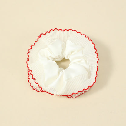 Gifty - Ruffled Lace Scrunchie