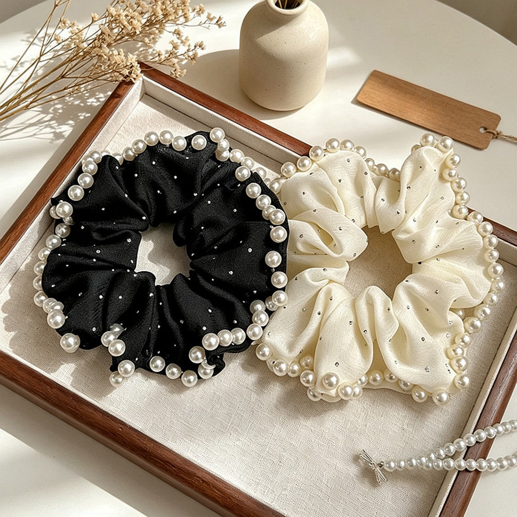 Gifty - Beaded Edge Polyester Scrunchie