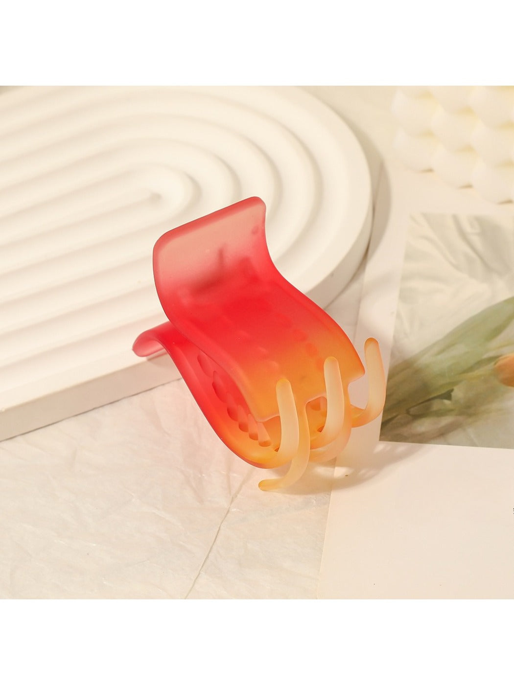 Beau - Trendy Abstract Shape Hair Clip
