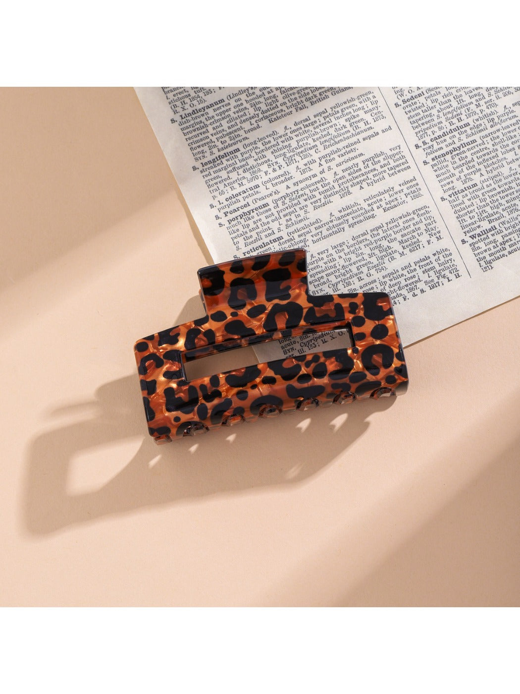 Beau - Retro Leopard Print Square Claw Clip