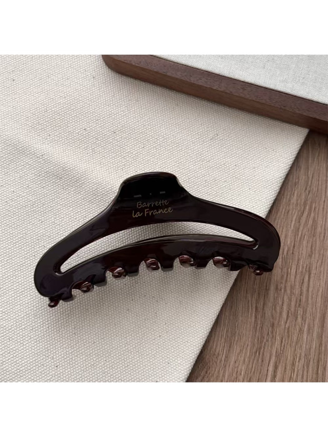 Beau - Openwork Crescent Shaped Hair Claw Clip