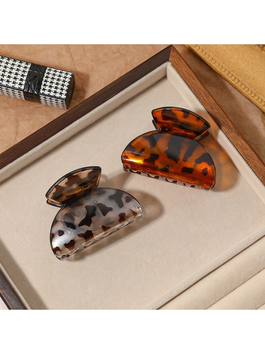 Beau - Semi Circular Leopard Print Hair Claw Clip