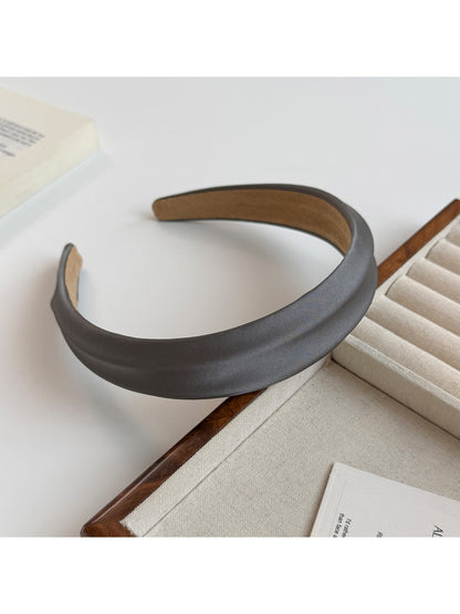 Gifty - Geometric Satin Finish Padded Headband