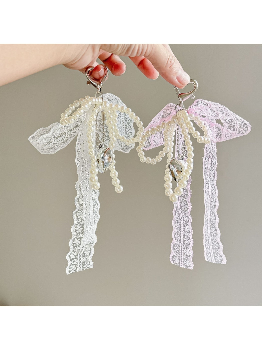 Keypus - Sweet Beaded Bow and Heart Decorative Keychain