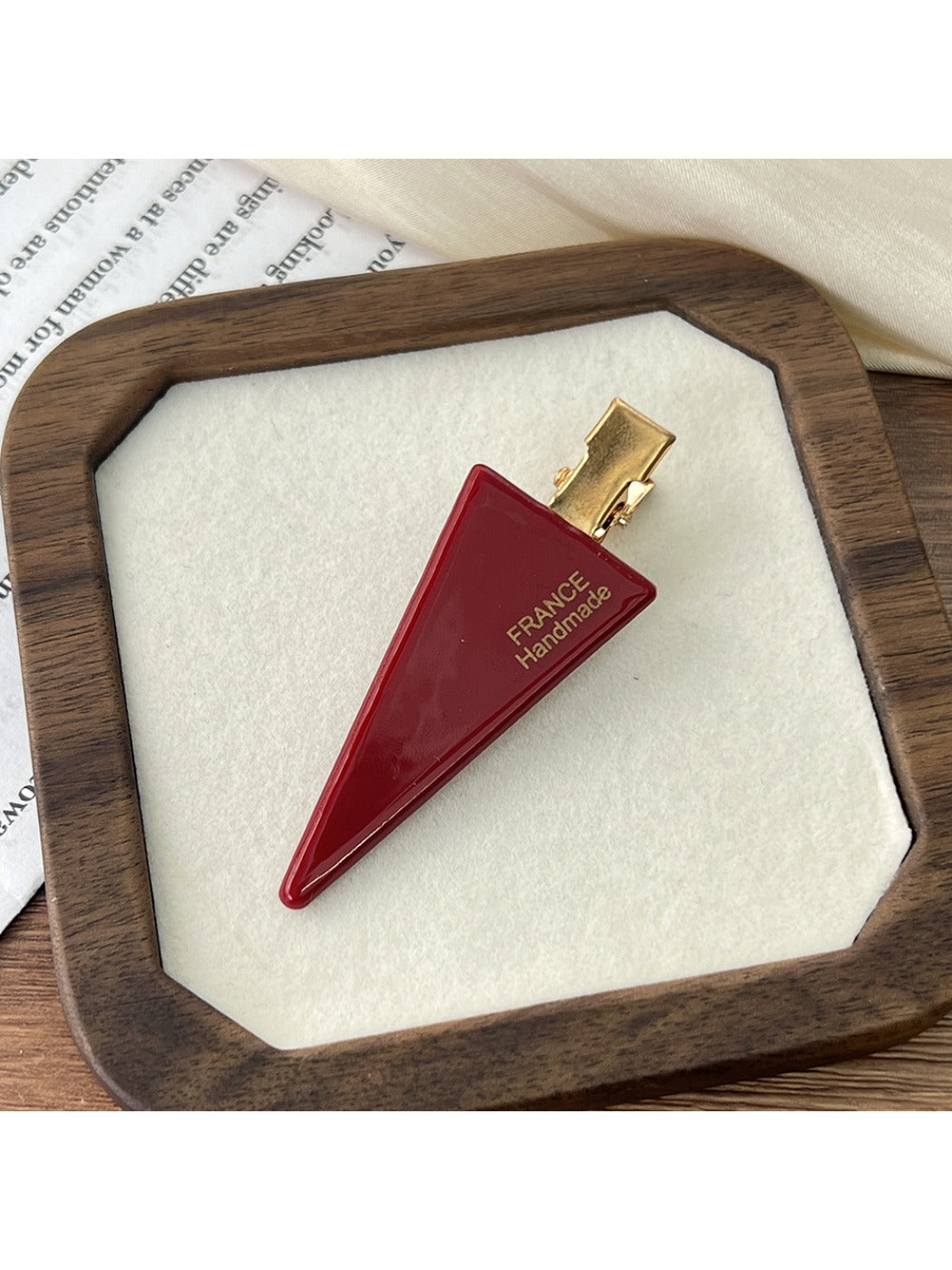 Beau - Elegant Triangle Acetate Hair Clips