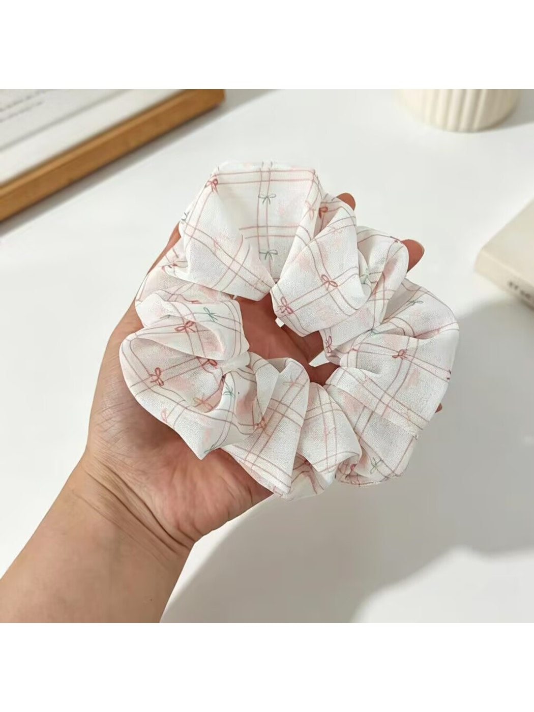 Gifty - Simple Plaid Geometric Pattern Hair Scrunchie