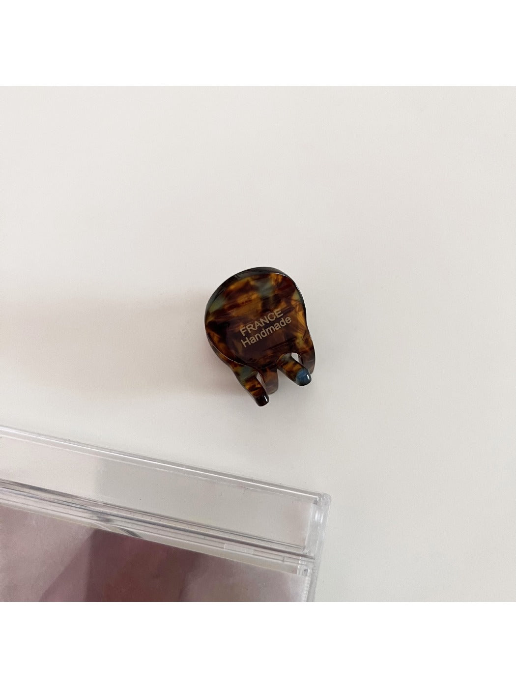 Beau - Mini Octopus Shaped Hair Claw Clip