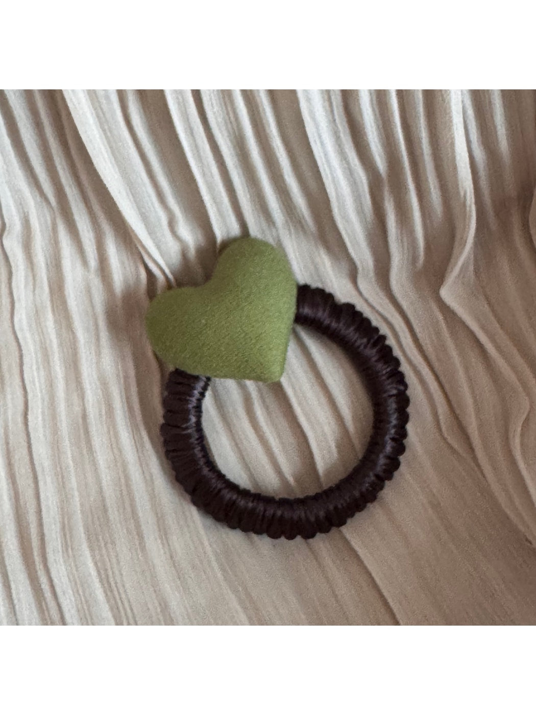 Gifty - Polyester Heart Detail Decorative Elastic Hair Tie