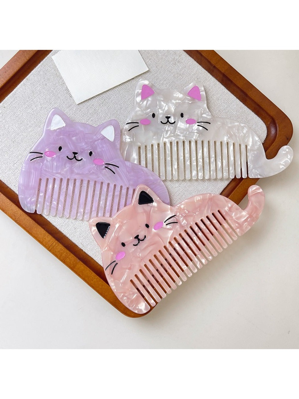 Camerow - Cute Cartoon Shaped Hair Comb