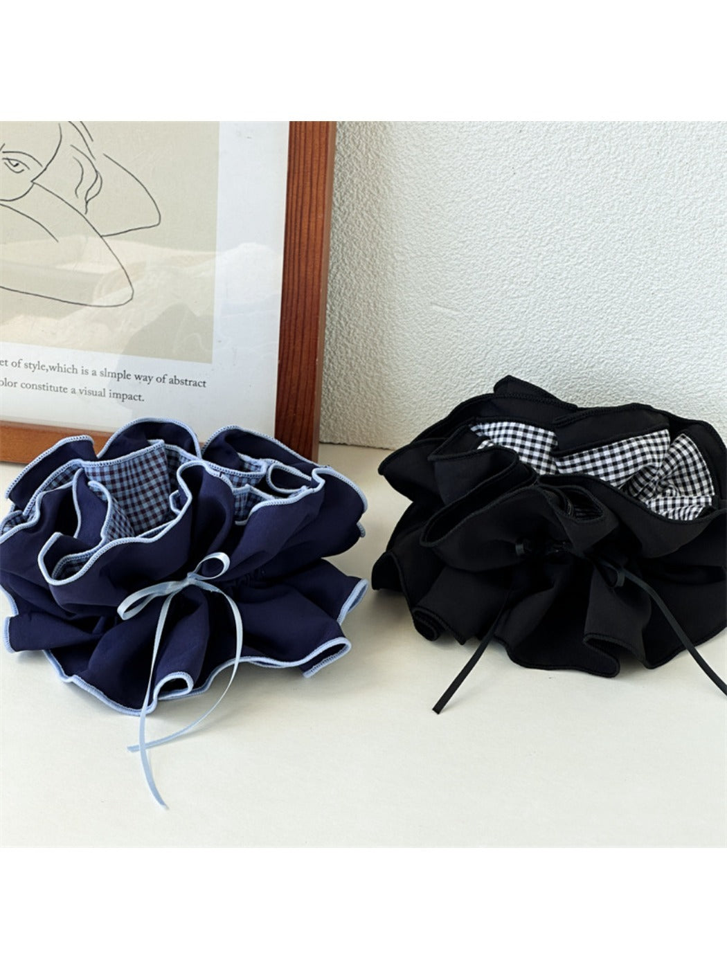 Gifty - Elegant Bow Hair Scrunchie