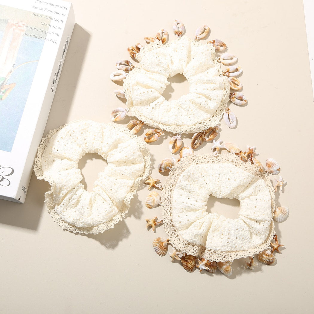 Gifty - Vintage Style Starfish Detail Scrunchie