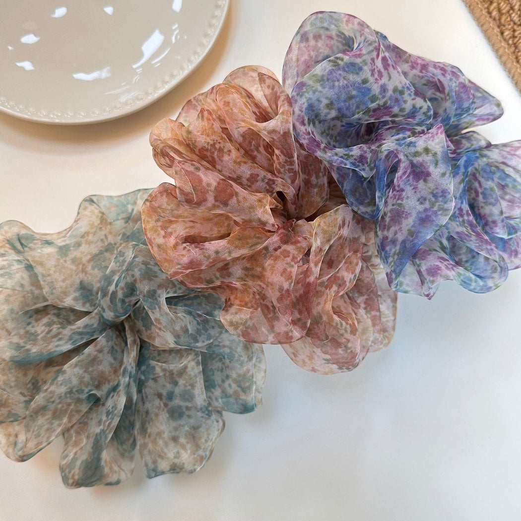 Gifty - Soft Floral Print Ruffle Scrunchie
