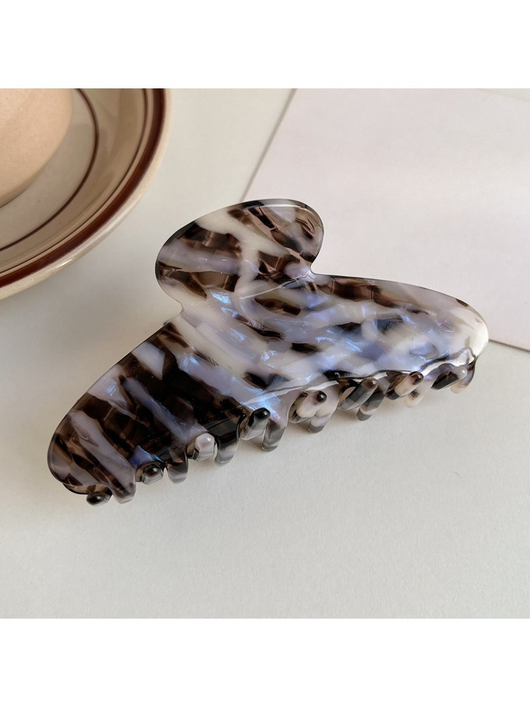 Beau - Dark Textured Hair Claw Clip