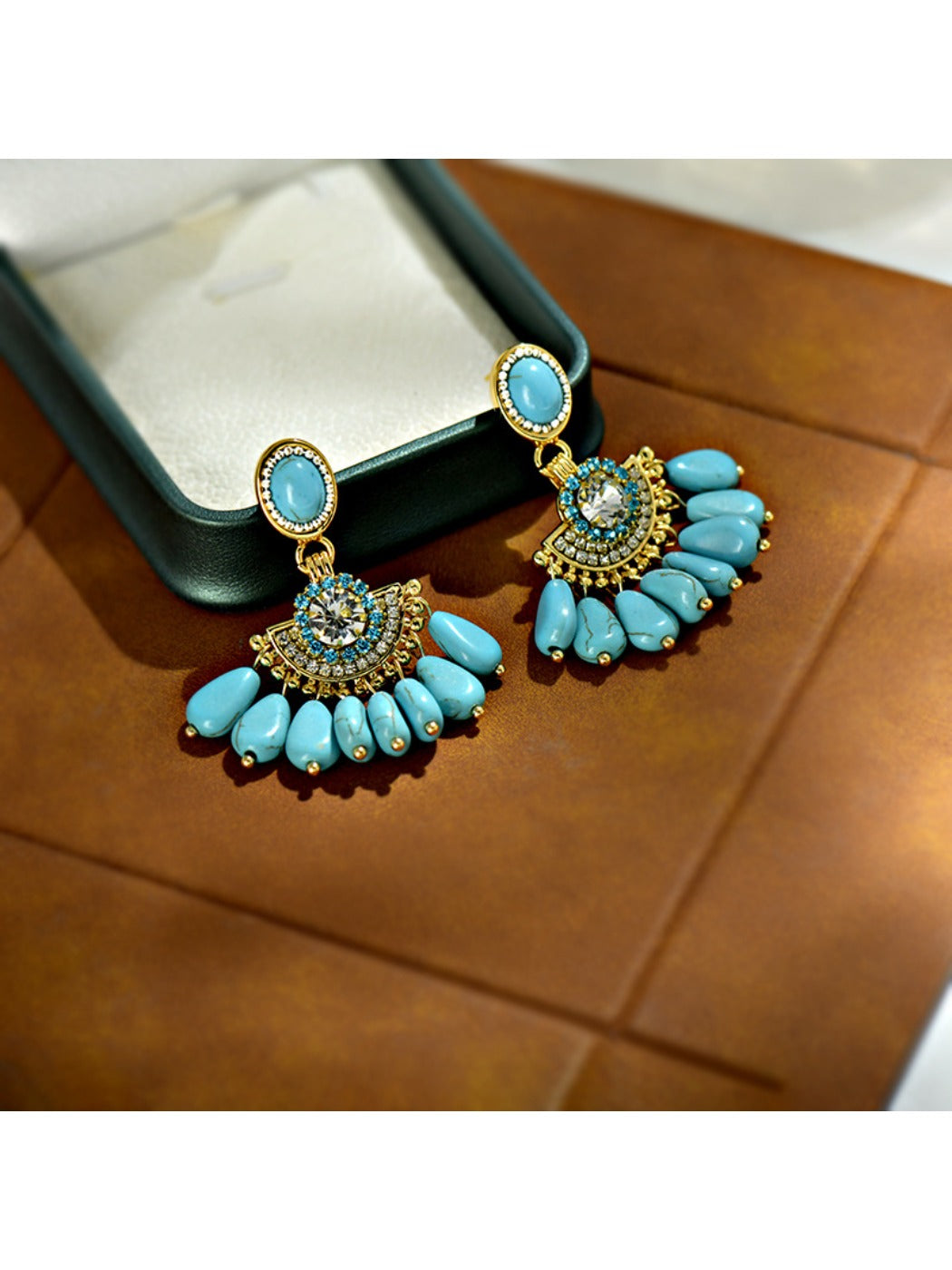 Earedge - Vintage Western Fan-Shaped Earrings