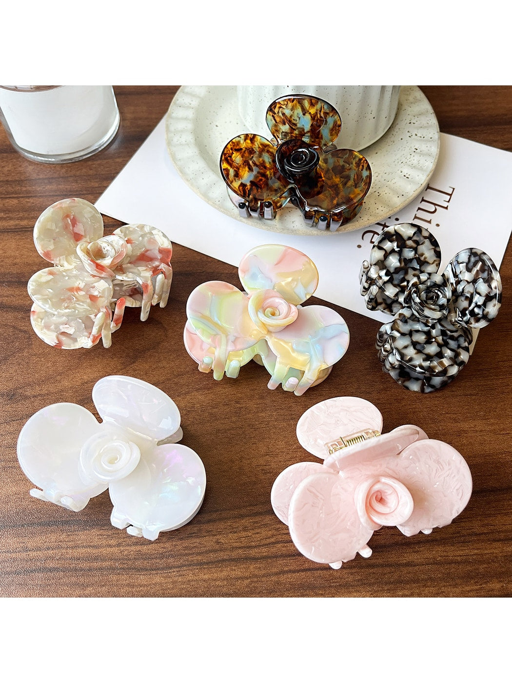 Beau - Geometric Flower Acetate Fiber Hair Claw Clip