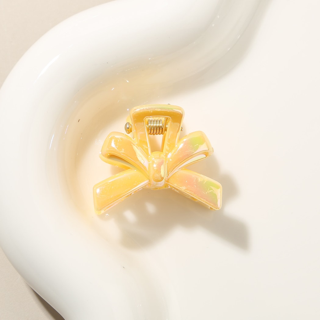 Beau - Glossy Plastic Bow Detail Side Hair Claw Clip